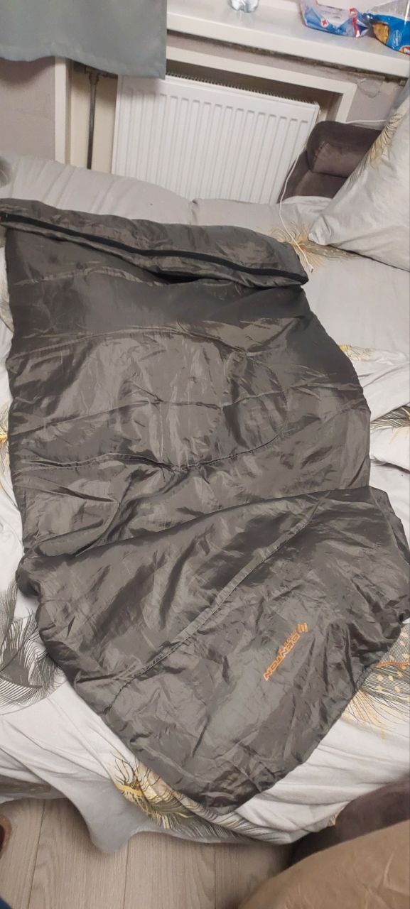 Спальный мешок в отличном состоянии - Хобби и отдых в Котельники